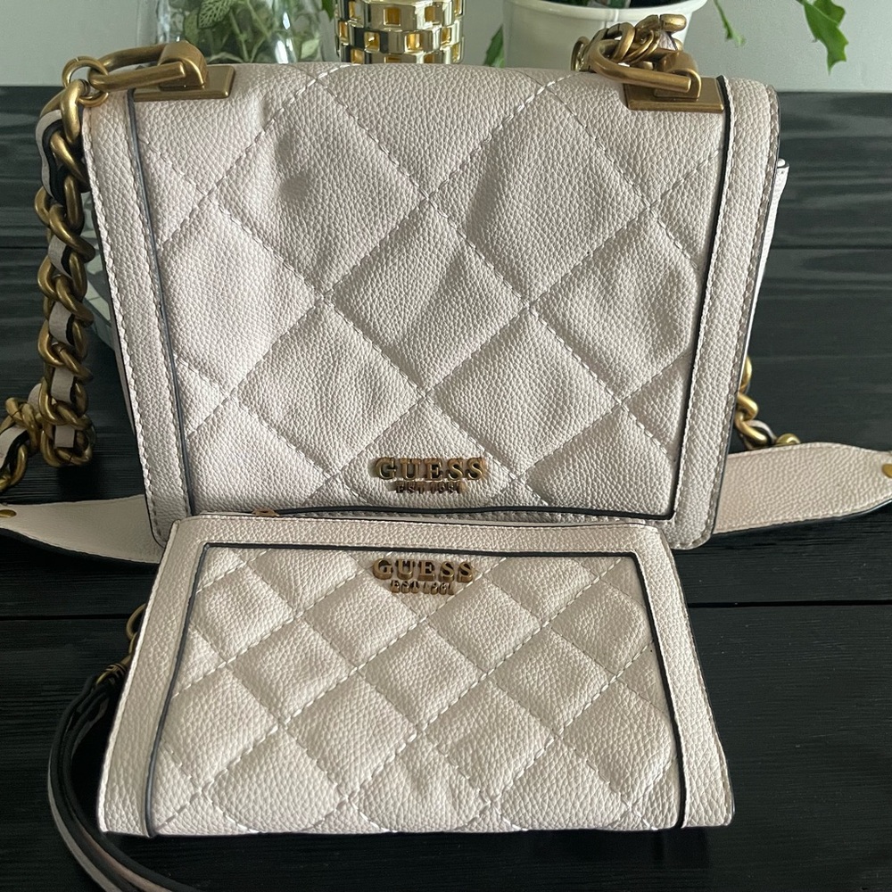 GUESS Quilted Light Pink Crossbody Bag with Gold Hardware and Matching Wallet
